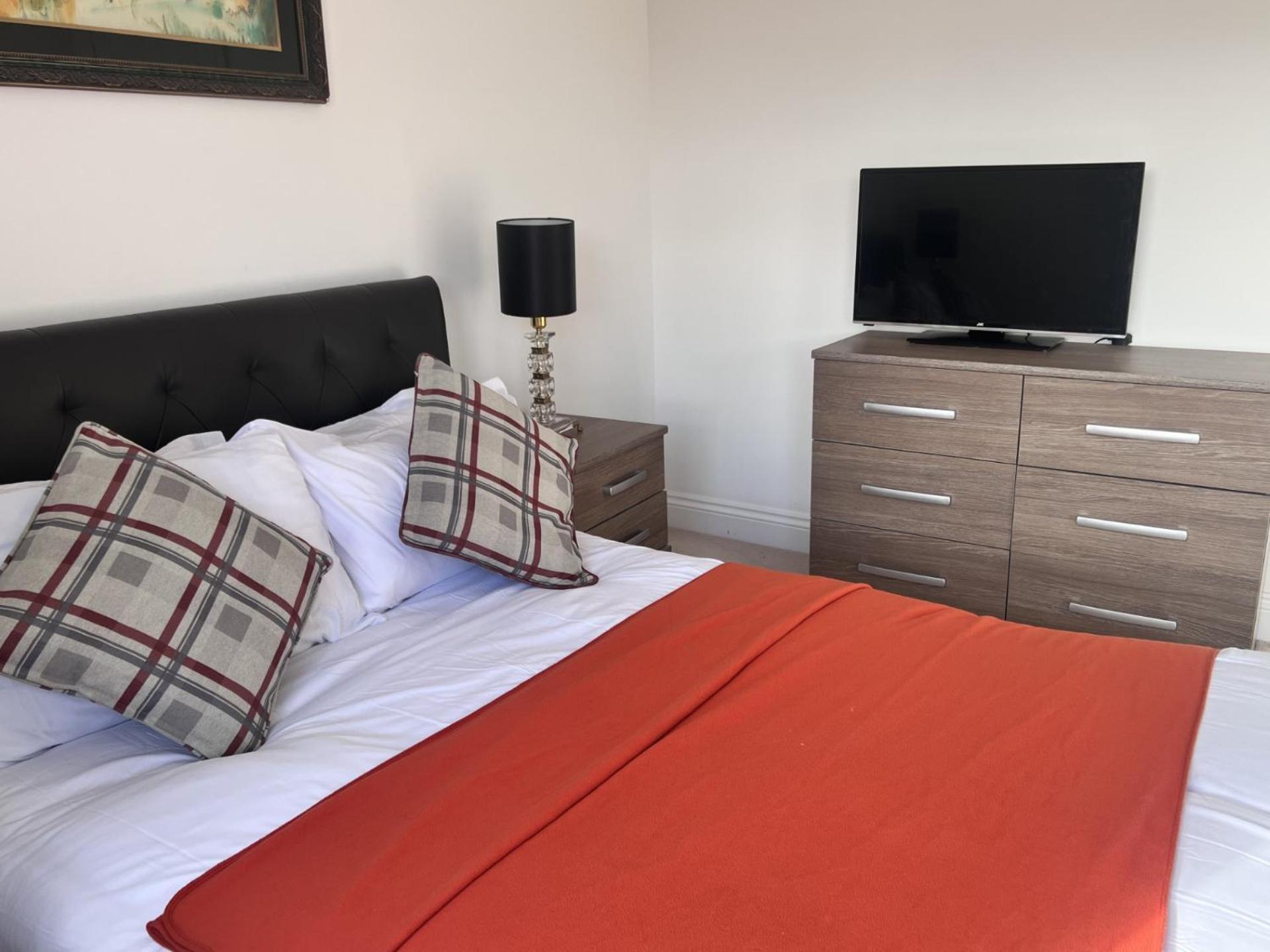 Homestay Elegant Double With Private Bathroom In Reading